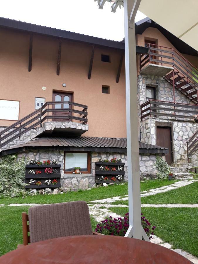 Apartment Suzana Mavrovo Buitenkant foto